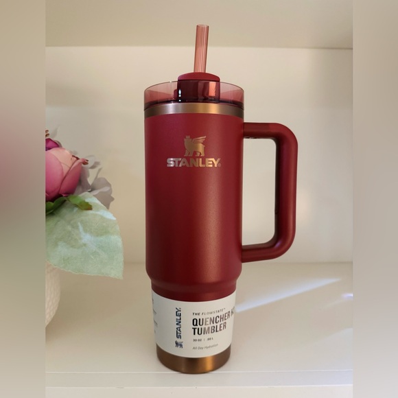 🎉LAST CHANCE🎉Stanley Quencher H20 Flowstate Tumbler 30oz Glided Pomegranate - Picture 3 of 15